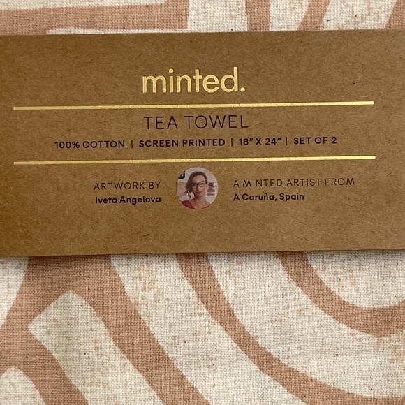 Minted set of two dish towels NWT - Picture 4 of 7